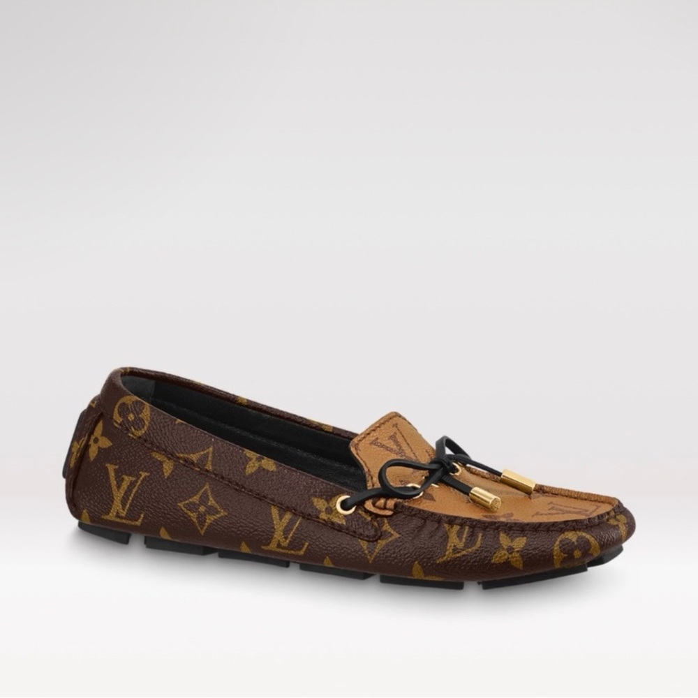 LOUIS VUITTON Brown Monogram Gloria Loafers size 8.5 (NEW)